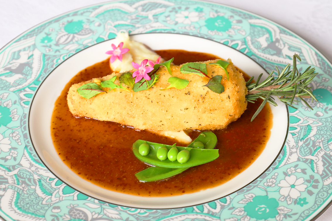 写真：美味鶏の胸肉　香草パン粉揚げ　～ソース粒マスタード～